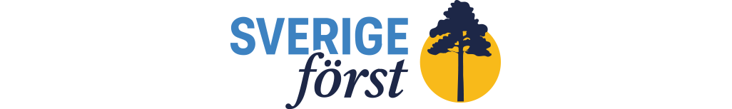 Symbolen för partiet Sverige Först består av en stiliserad tall framför en sol.